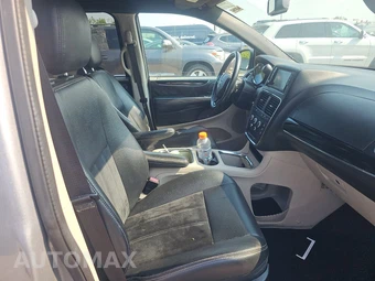 2017 Dodge Grand Caravan SXT 121.2" WB – miniatura 8