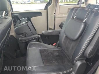 2017 Dodge Grand Caravan SXT 121.2" WB – miniatura 13