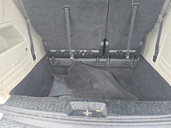2017 Dodge Grand Caravan SXT 121.2" WB – miniatura 17
