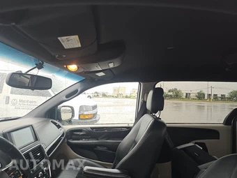 2017 Dodge Grand Caravan SXT 121.2" WB – miniatura 20