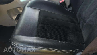 2017 Dodge Grand Caravan SXT 121.2" WB – miniatura 25