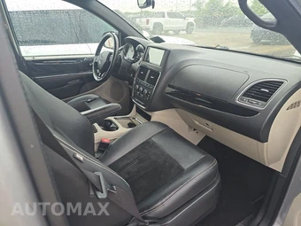 2017 Dodge Grand Caravan SXT 121.2" WB – miniatura 8