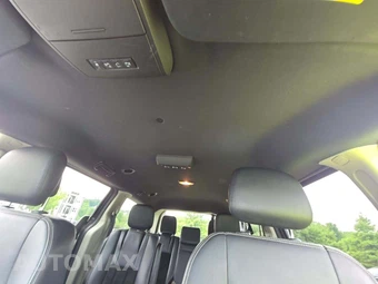 2017 Dodge Grand Caravan SXT 121.2" WB – miniatura 11