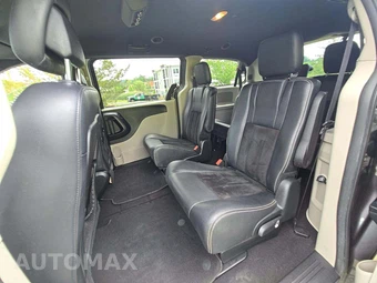 2017 Dodge Grand Caravan SXT 121.2" WB – miniatura 13
