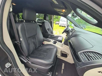 2017 Dodge Grand Caravan SXT 121.2" WB – miniatura 19