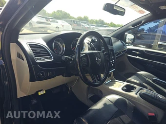 2017 Dodge Grand Caravan SXT 121.2" WB - miniatura 11