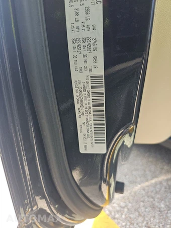 2017 Dodge Grand Caravan SXT 121.2" WB - miniatura 14