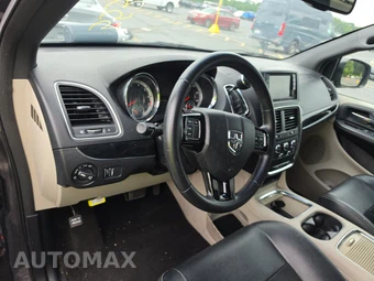 2017 Dodge Grand Caravan SXT 121.2" WB - miniatura 11