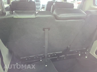 2017 Dodge Grand Caravan SXT 121.2" WB - miniatura 16