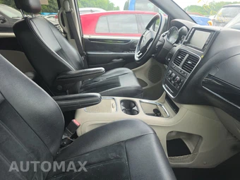 2017 Dodge Grand Caravan SXT 121.2" WB - miniatura 8