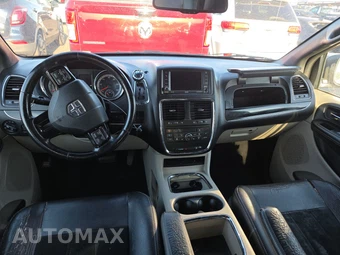 2017 Dodge Grand Caravan SXT 121.2" WB – miniatura 11