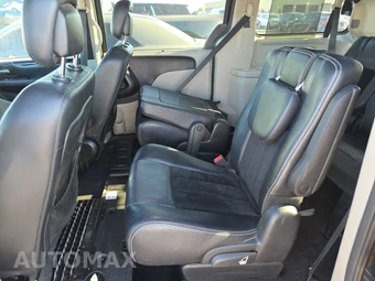2017 Dodge Grand Caravan SXT 121.2" WB – miniatura 13
