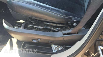 2017 Dodge Grand Caravan SXT 121.2" WB – miniatura 21