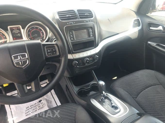 2017 Dodge Journey SE – miniatura 11