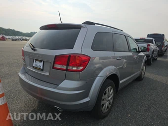 2017 Dodge Journey SE – miniatura 4