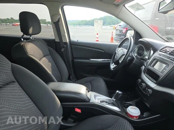 2017 Dodge Journey SE – miniatura 8