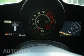 2017 Ferrari 488 GTB Coupe - miniatura 15