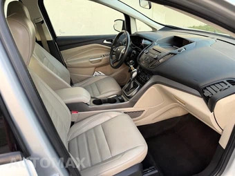 2017 Ford C-MAX Energi SE - miniatura 12