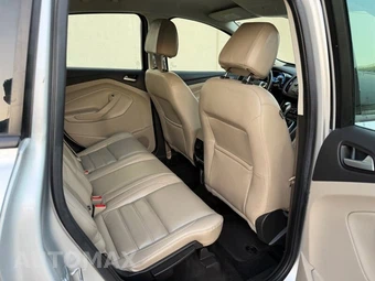 2017 Ford C-MAX Energi SE - miniatura 14