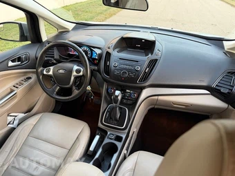 2017 Ford C-MAX Energi SE - miniatura 18