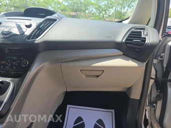 2017 Ford C-MAX Energi SE - miniatura 16