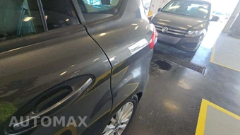 2017 Ford C-MAX Energi SE - miniatura 18