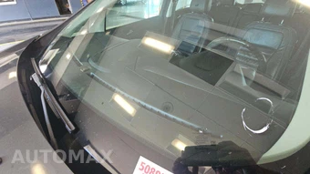 2017 Ford C-MAX Energi SE - miniatura 24