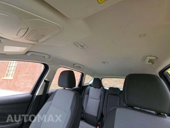 2017 Ford C-MAX Energi SE – miniatura 11