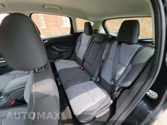 2017 Ford C-MAX Energi SE – miniatura 13