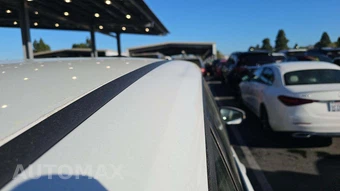 2017 Ford C-MAX Energi Titanium – miniatura 22