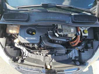 2017 Ford C-MAX Hybrid SE - miniatura 15