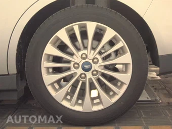 2017 Ford C-MAX Hybrid SE - miniatura 12