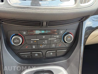 2017 Ford C-MAX Hybrid Titanium - miniatura 15