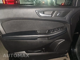2017 Ford Edge SE – miniatura 9
