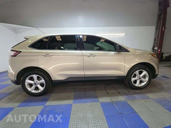 2017 Ford Edge SE – miniatura 4