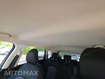 2017 Ford Edge SE – miniatura 11