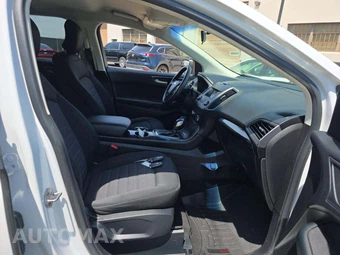2017 Ford Edge SE – miniatura 18