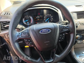 2017 Ford Edge SE – miniatura 10