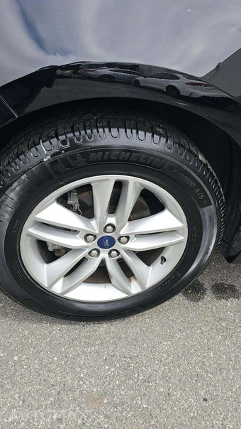 2017 Ford Edge SEL – miniatura 24