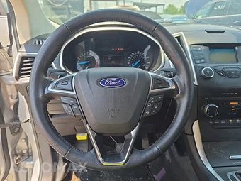 2017 Ford Edge SEL - miniatura 10