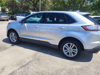 2017 Ford Edge SEL – miniatura 33