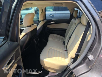 2017 Ford Edge SEL – miniatura 13