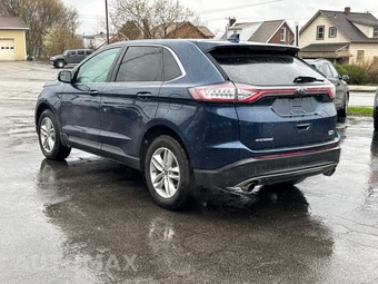 2017 Ford Edge SEL – miniatura 4