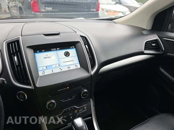 2017 Ford Edge SEL – miniatura 10