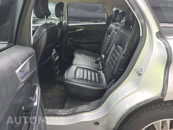 2017 Ford Edge SEL – miniatura 13