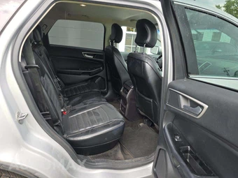 2017 Ford Edge SEL – miniatura 16