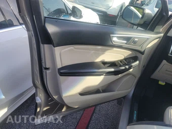 2017 Ford Edge Titanium – miniatura 9