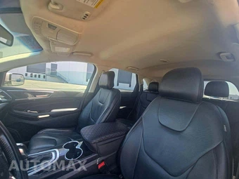 2017 Ford Edge Titanium – miniatura 8