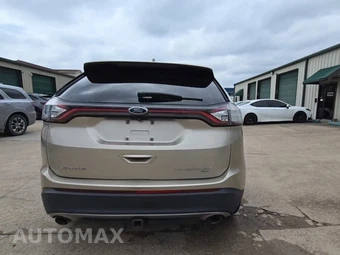 2017 Ford Edge Titanium – miniatura 4