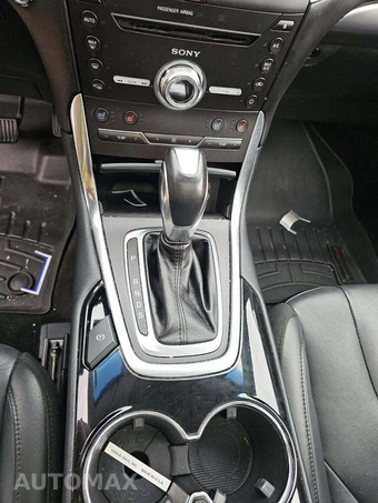 2017 Ford Edge Titanium - miniatura 10